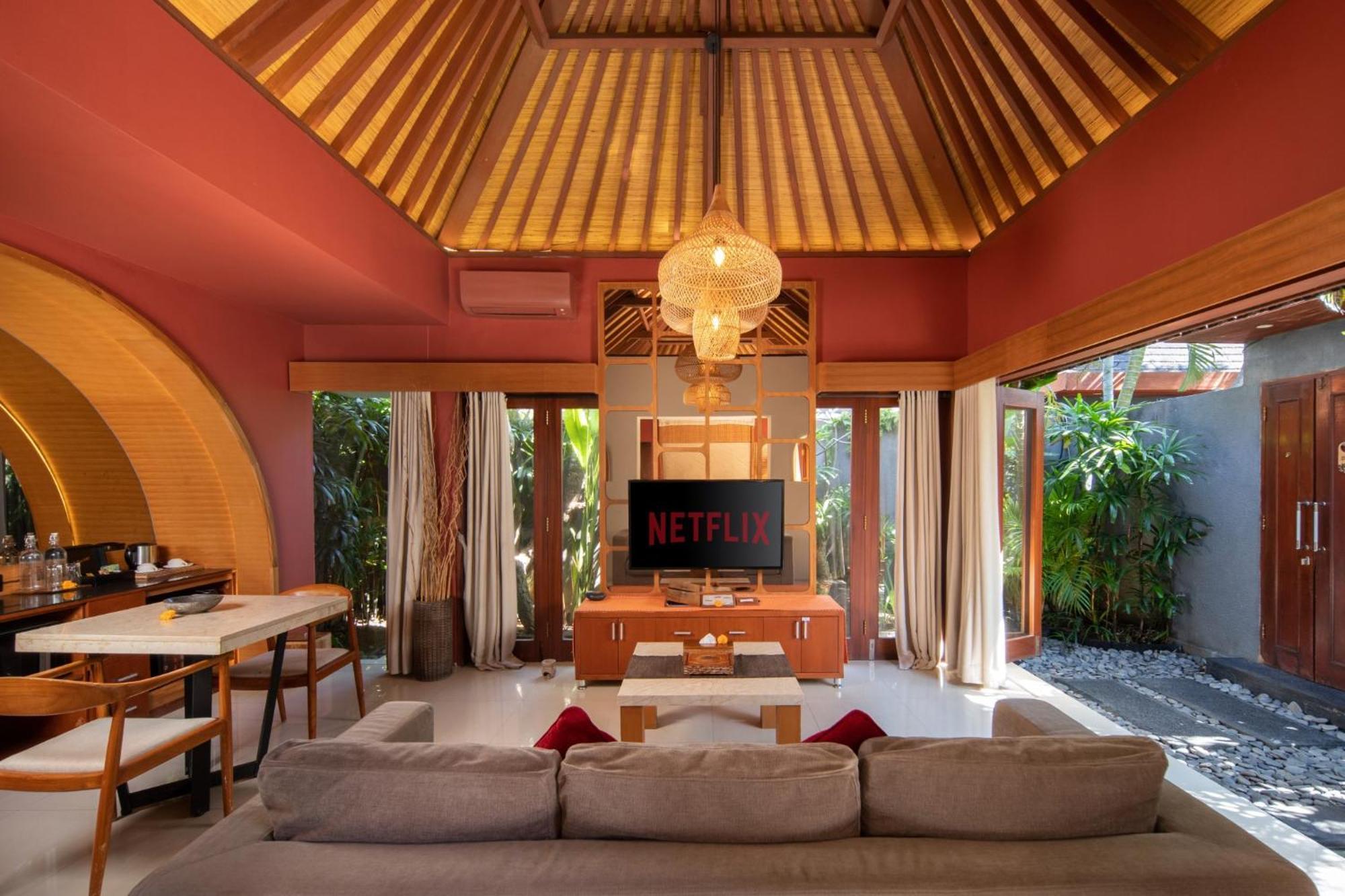 Seminyak Sanctuary Villa By Ini Vie Hospitality Legian Eksteriør billede