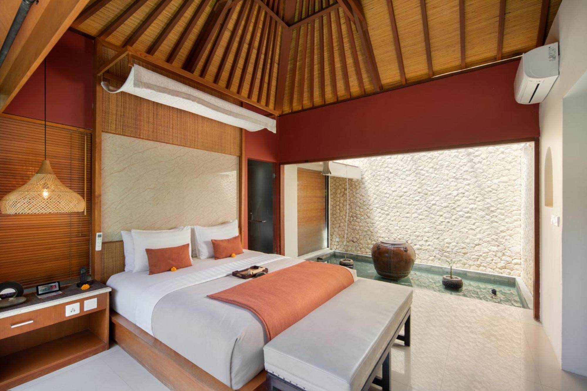 Seminyak Sanctuary Villa By Ini Vie Hospitality Legian Eksteriør billede