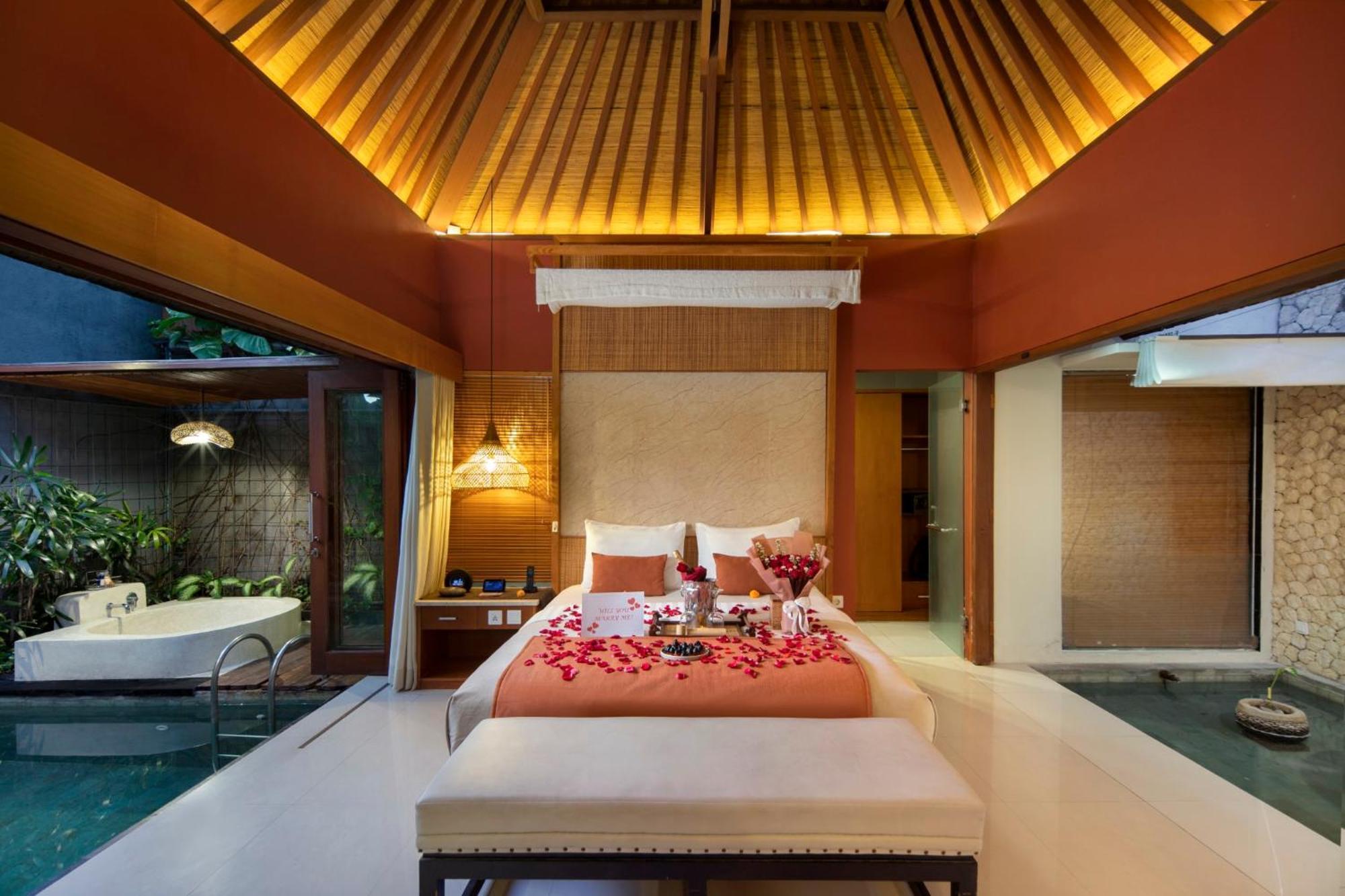 Seminyak Sanctuary Villa By Ini Vie Hospitality Legian Eksteriør billede